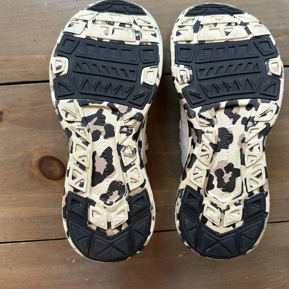 APL TechLoom Breeze Shoes‎ Womens Size 5 Beige Leopard Running Knit Sneakers - Picture 7 of 9